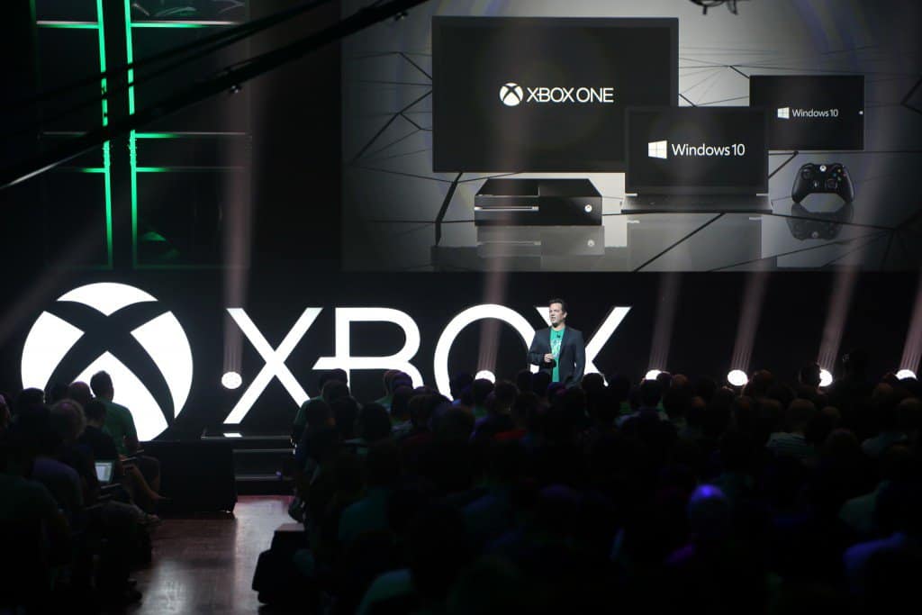 Microsoft updates its Services Agreement, requires Xbox users sign