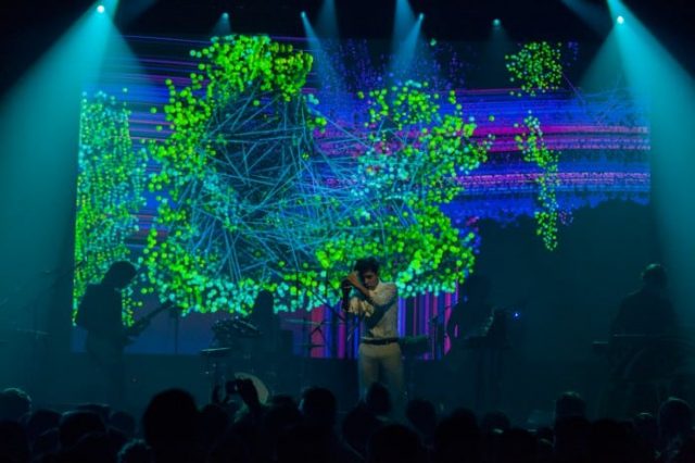 Kinect Neon Indian