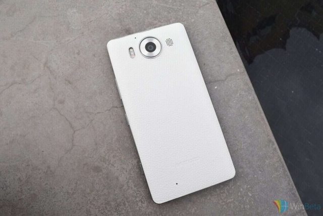 Mozo Lumia 950 White 01
