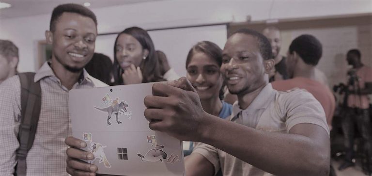 #Insiders4good