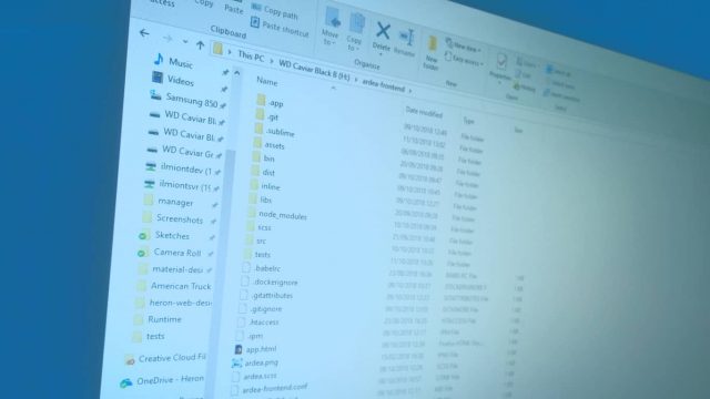 Stylised image of Windows 10 File Explorer