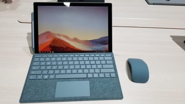Surface Pro 7 Blue