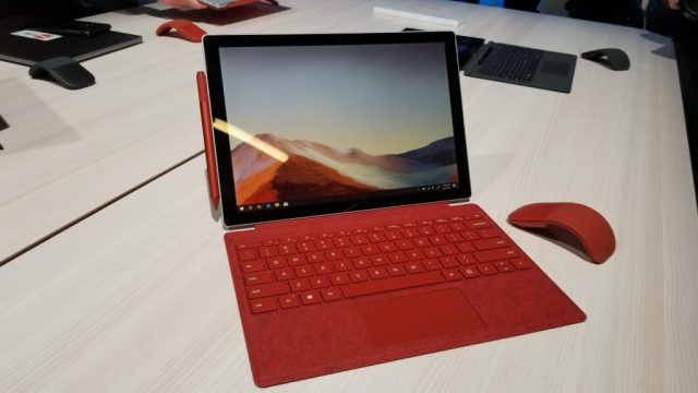 Surface Pro 7 Red