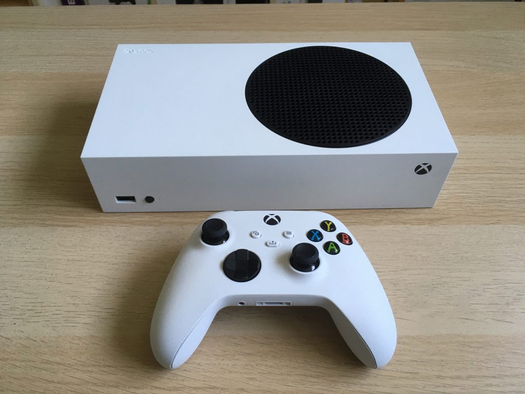 Xbox Series S In Horizontal Position 1