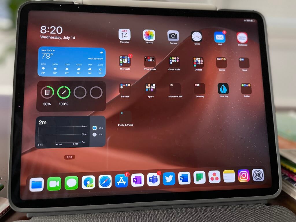 iPad Pro 12.9 inch (2021) review: Trying to Imitate Surface