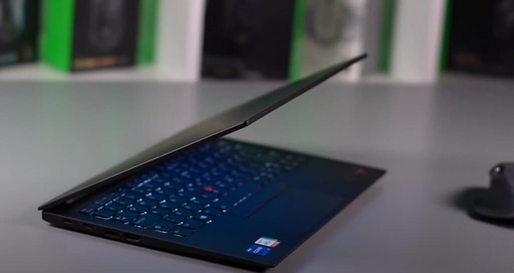 Lenovo ThinkPad X1 Carbon 9th Gen Quick Review 1610 display goes a