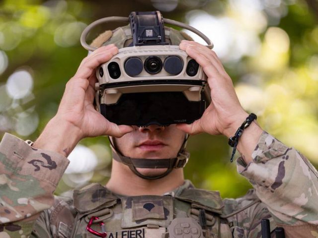 HoloLens Army Hero