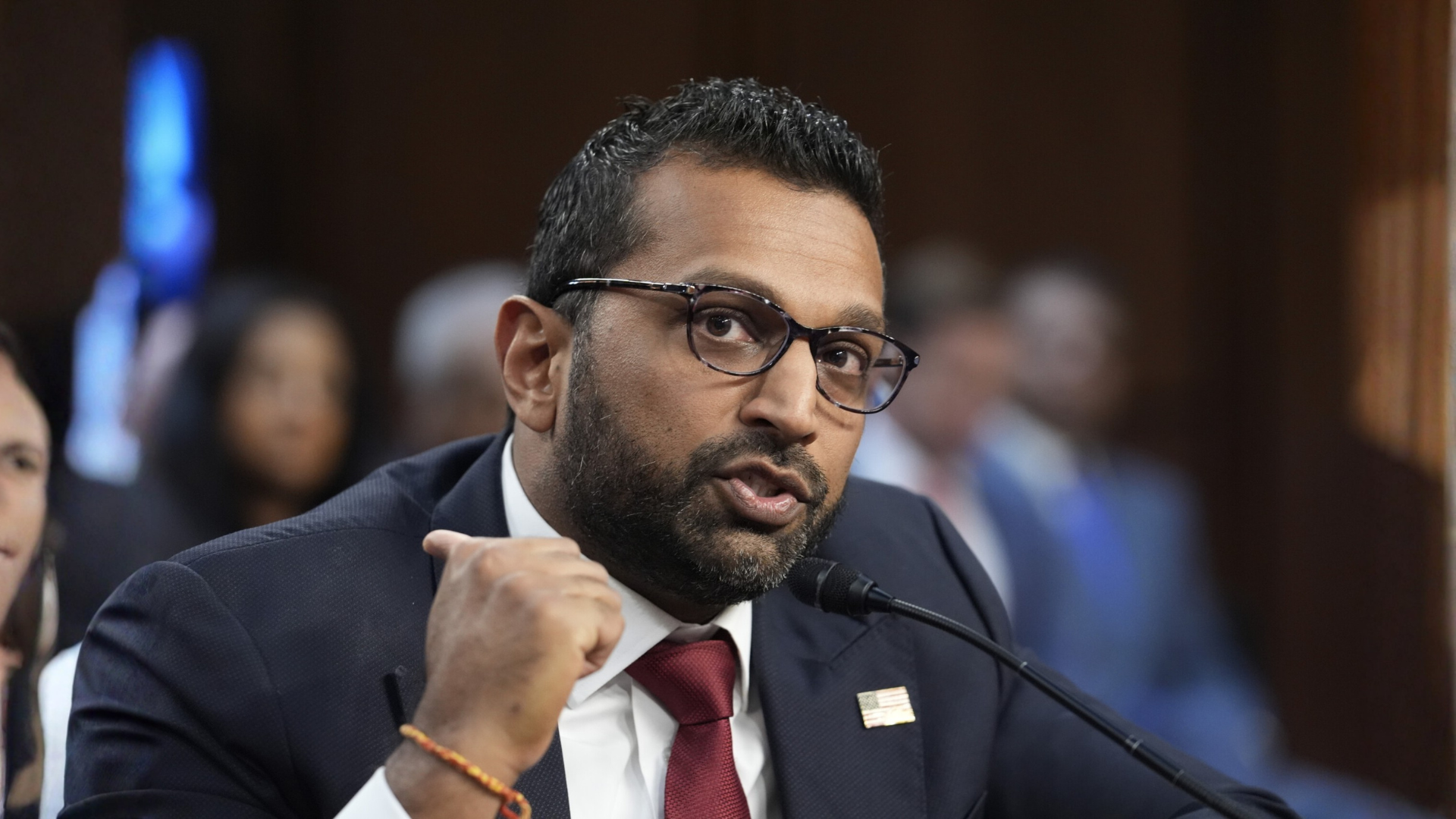 FBI confirms buying location data without warrants as lawmakers push new rules and raise concerns over privacy and surveillance practices.