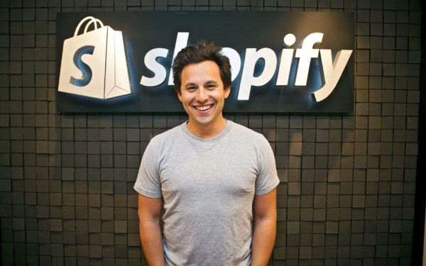 Shopify exec says AI shopping agents are the future of e-commerce